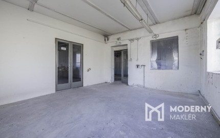 Na predaj výrobná hala s administratívnou časťou pri Lučenci