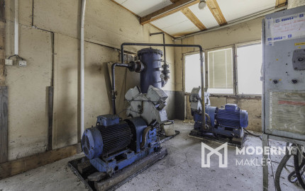 Na predaj výrobná hala s administratívnou časťou pri Lučenci