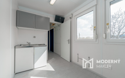 Na prenájom obchodný priestor v Ružinove