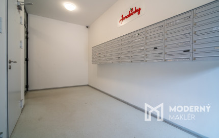 Na prenájom exkluzívny 2-izbový byt s balkónom v Bratislave