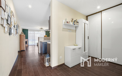 Na predaj moderný 4-izbový rodinný dom v Cabaj-Čápore