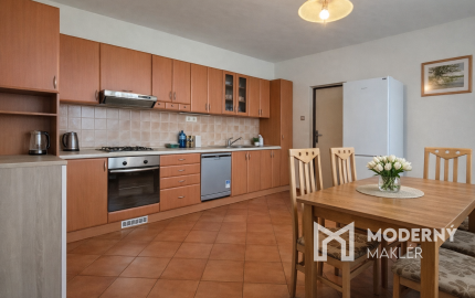 Na predaj čiastočne prerobený rodinný dom v obci Otrhánky