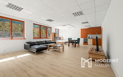 Na predaj polyfunkčný objekt s investičným potenciálom v centre Ružomberka