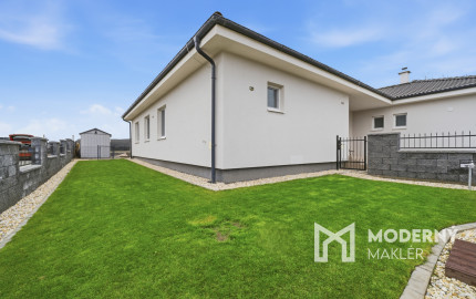 Na predaj rodinný dom s krásnou záhradou v obci Hrubý Šúr