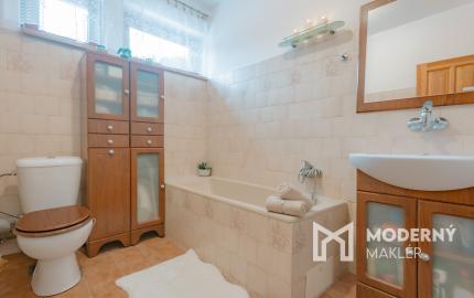 Na predaj rodinný dom vo Veľkom Rovnom