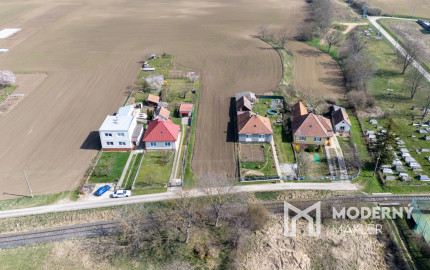 Na predaj pozemok v intraviláne obce Malé Zálužie