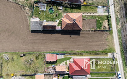 Na predaj pozemok v intraviláne obce Malé Zálužie