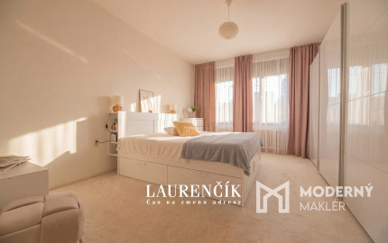 NA PREDAJ | RODINNÝ DOM V ŠIRŠOM CENTRE TRENČÍNA