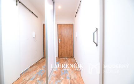 NA PRENÁJOM | 3 - IZBOVÝ BYT V ŠIRŠOM CENTRE TRENČÍNA | PET FRIENDLY