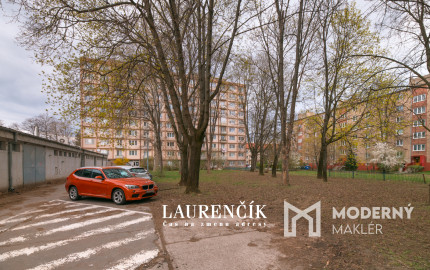 NA PRENÁJOM | 3 - IZBOVÝ BYT V ŠIRŠOM CENTRE TRENČÍNA | PET FRIENDLY