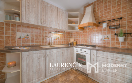 NA PRENÁJOM | 3 - IZBOVÝ BYT V ŠIRŠOM CENTRE TRENČÍNA | PET FRIENDLY