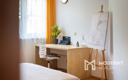 Na predaj reprezentatívny 6-izbový byt s garážou s výhľadom na Rakúsko