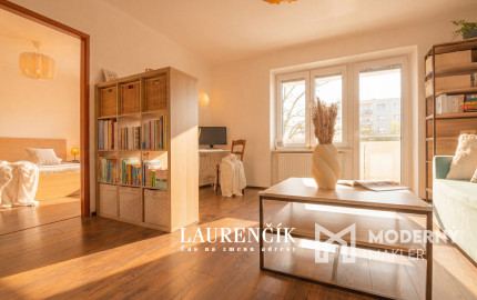 NA PREDAJ | 2 - IZBOVÝ BYT V TRENČÍNE  STROJÁRENSKÁ ULICA