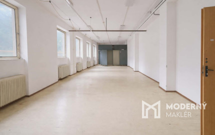 Na predaj budova pre podnikanie alebo investíciu v Bánovciach