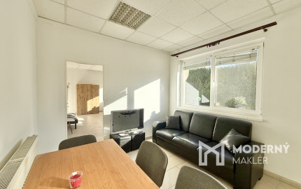 Prenájom - menší dom s terasou v Rovinke