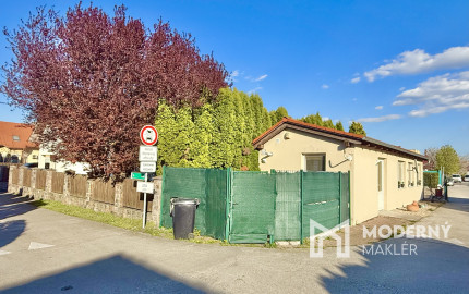 Prenájom - menší dom s terasou v Rovinke