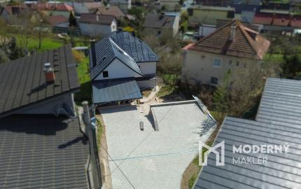 Na predaj kompletne zrekonštruovaný rodinný dom v Banskej Bystrici