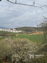 Na predaj pozemok v záhradkárskej oblasti Chrásť - Trenčín