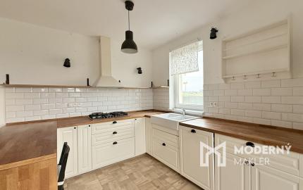 Viac izieb, viac pohody: 5-izbový rodinný dom, kde nikto nemusí robiť kompromisy