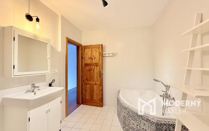 Viac izieb, viac pohody: 5-izbový rodinný dom, kde nikto nemusí robiť kompromisy