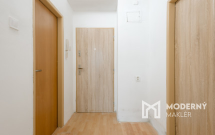 Na prenájom čiastočne zariadený 1-izbový byt v Martine-Podháj