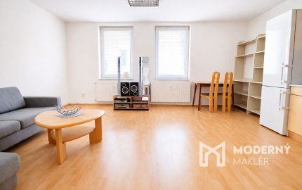 Na predaj 2-izbový byt v centre Bánovce nad Bebravou