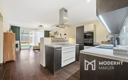 Na predaj moderný 4-izbový rodinný dom 1km od Nitry