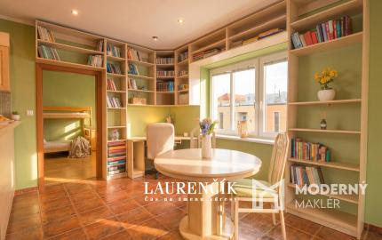 NA PREDAJ | 3-IZBOVÝ BYT SO SÚKROMNOU TERASOU S VÝHĽADOM NA HRAD  + GARSÓNKA V CENE