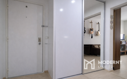 Na predaj kompletne zariadený 3-izbový byt v Bánovciach nad Bebravou