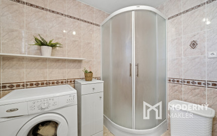 Na predaj samostatne stojaci 5-izbový rodinný dom v obci Jablonové