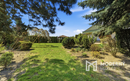 Na predaj samostatne stojaci 7-izbový rodinný dom v obci Jablonové