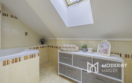 Na prenájom 2-izbový podkrovný byt s výhľadom v Prešove