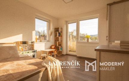 NA PREDAJ | DVOJGENERAČNÝ RODINNÝ DOM NITRIANSKE PRAVNO