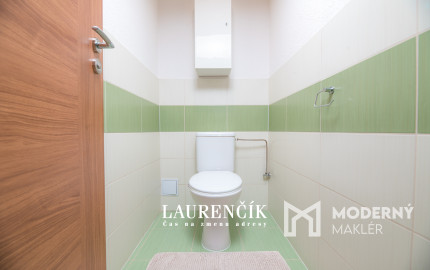 NA PREDAJ | DVOJGENERAČNÝ RODINNÝ DOM NITRIANSKE PRAVNO