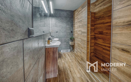 Na predaj priestranný, zariadený rodinný dom v Cerovej