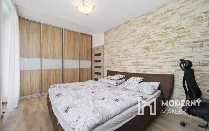 Na predaj 4-izbový byt v Stupave