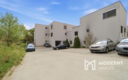 Na predaj 4-izbový byt v Stupave