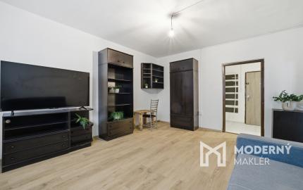 Na predaj kompletne zariadený 1-izbový byt v Bratislave - Dlhé Diely