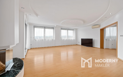 Na prenájom priestranný 5-izbový mezonet v Starom Meste