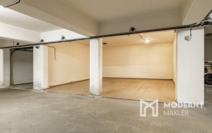 Na predaj luxusný mezonet s terasou a garážou v Starom meste