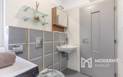 Na predaj 3-izbový mezonet s parkovaním - Dunajská Lužná