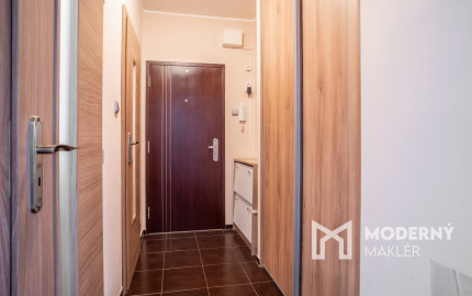 Na prenájom vkusný 2-izbový byt v príjemnej časti Dúbravky