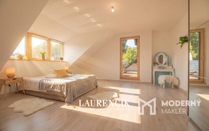 NA PREDAJ | RODINNÝ DOM S VÝHĽADOM NA VRŠATEC - ILAVA, KLOBUŠICE