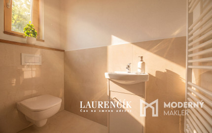 NA PREDAJ | RODINNÝ DOM S VÝHĽADOM NA VRŠATEC - ILAVA, KLOBUŠICE