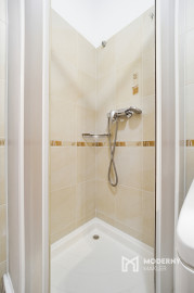 Na prenájom 1-izbový byt v centre Senca + internet a TV v cene