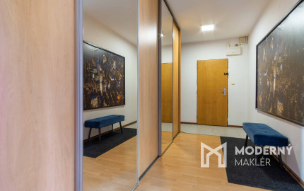 Na predaj veľkorysý 2-izbový byt v Poprade