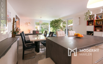 Na predaj 5-izbový rodinný dom v Trenčíne - Zlatovciach