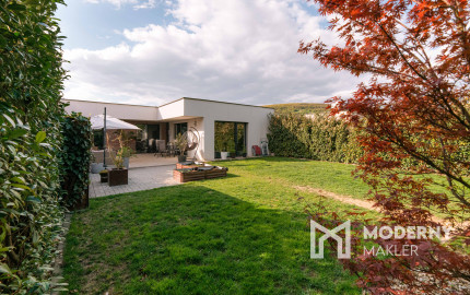 Na predaj 5-izbový rodinný dom v Trenčíne - Zlatovciach