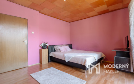 Na predaj priestranný 6-izbový rodinný dom v Oščadnici