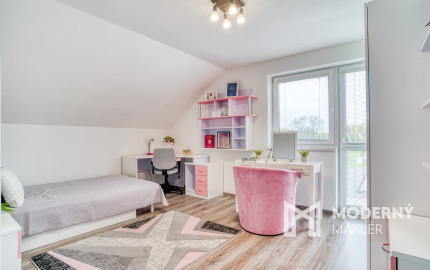 Na predaj rodinný dom s investičným potenciálom v Kostolišti